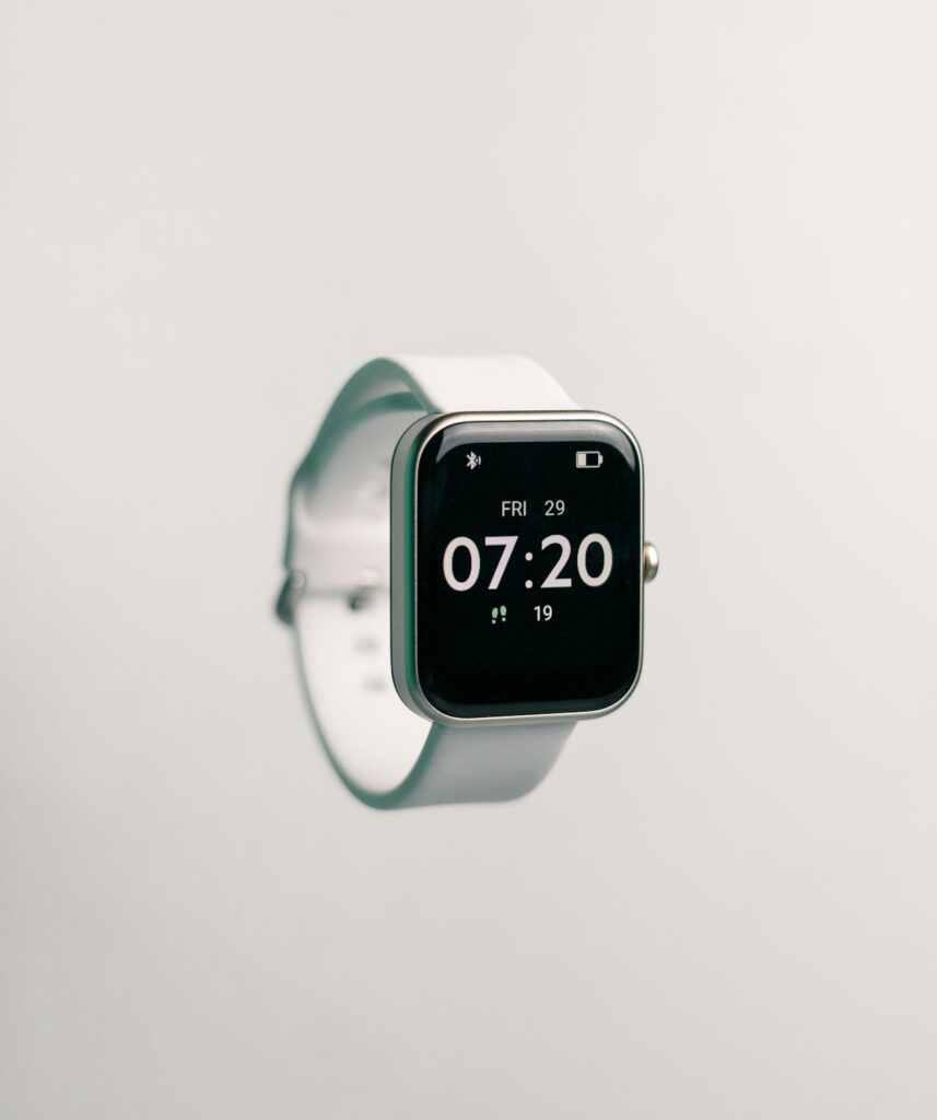 Smart Fitness Watch and Heart Rate Tracker